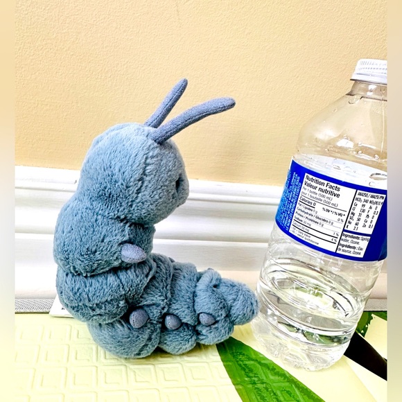 Jellycat Wriggidig Bug - Picture 2 of 4